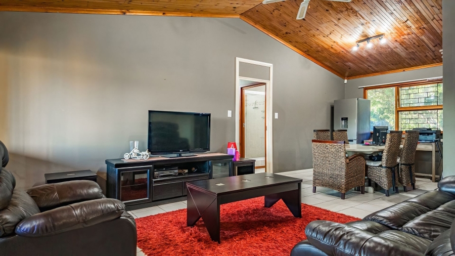 3 Bedroom Property for Sale in Sedgehill Western Cape